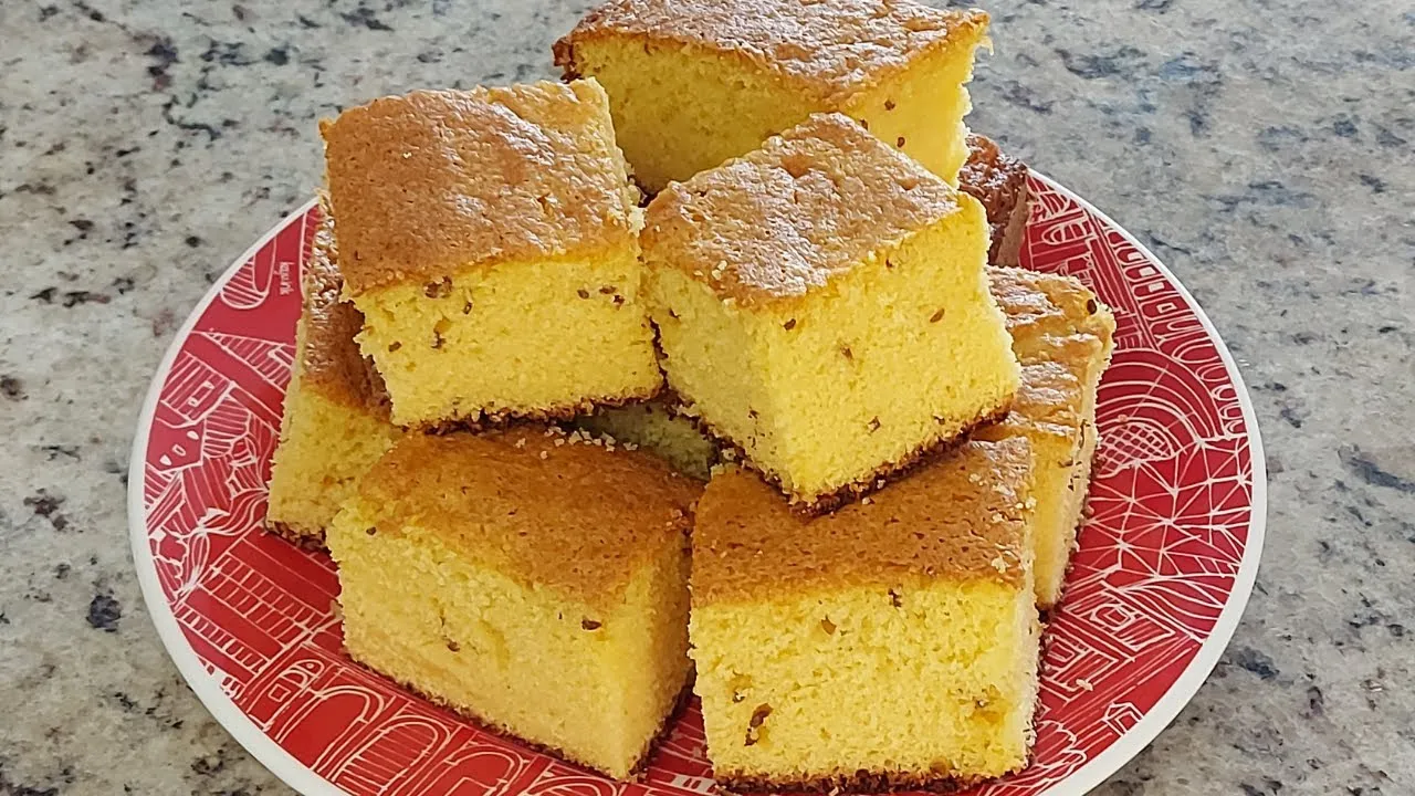 Bolo de Fubá com Erva-Doce