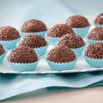 Brigadeiro tradicional Brigadeiro tradicional