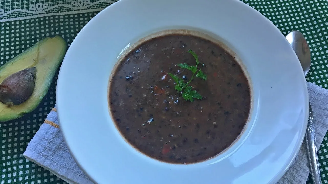 Sopa de Feijão Preto Especial Sopa de Feijão Preto Especial