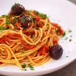 Spaghetti alla Puttanesca Spaghetti alla Puttanesca